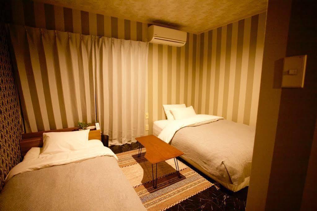 Guesthouse Life Field Kurashiki Exteriör bild